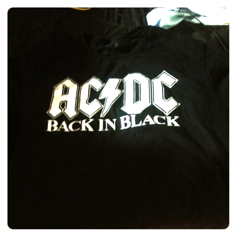 AC/DC t shirt